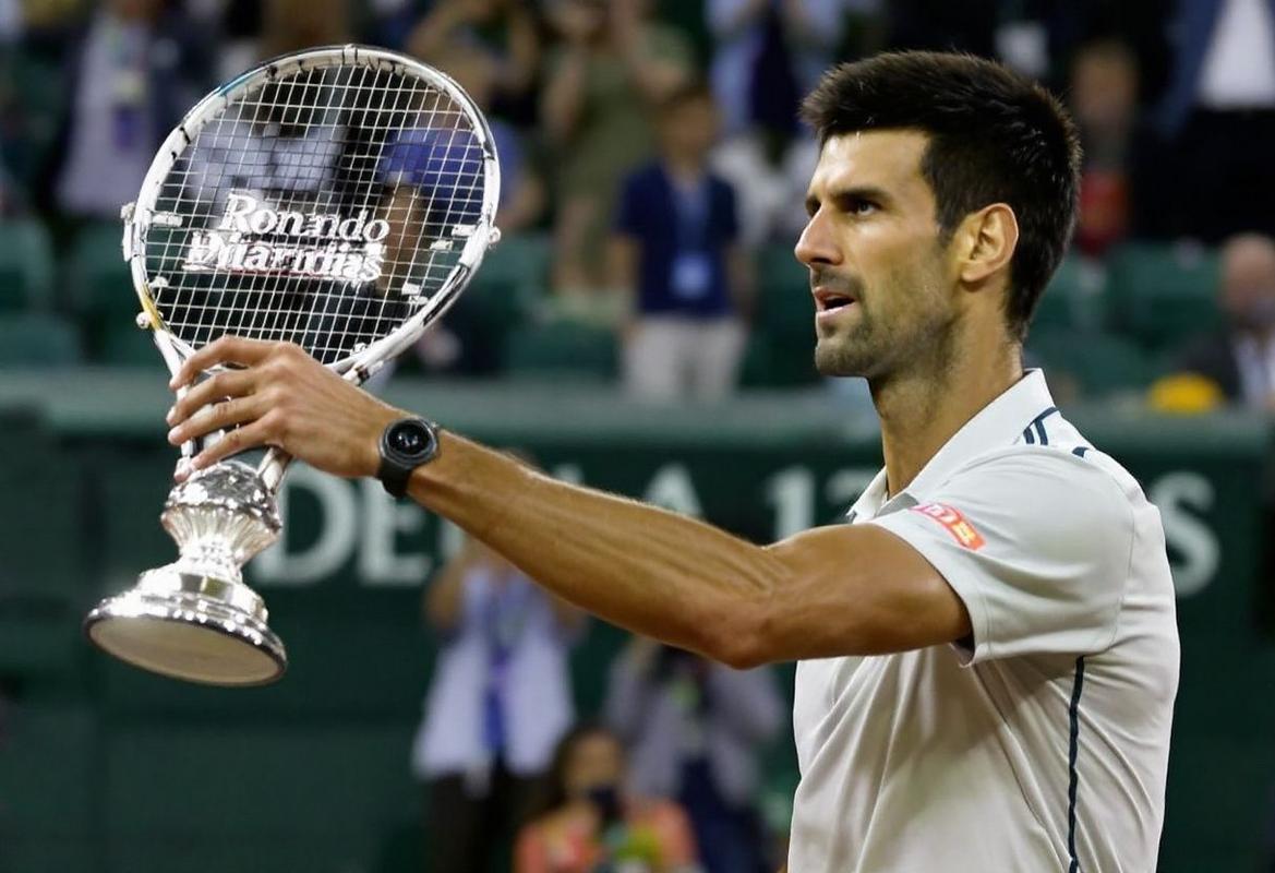 Combien de fois Djokovic a gagné Roland-Garros ? (91. Il compte désormais 91 victoires à Roland-Garros, le deuxième total le plus élevé derrière Rafael Nadal (112).)